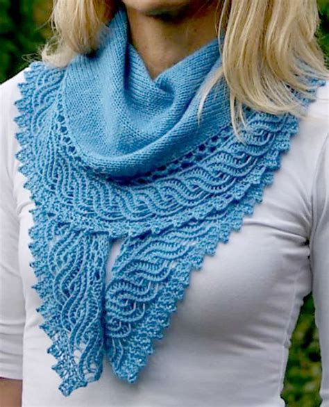 Such comfortable wool fashion accessories to wear to the movies, church suppers, meetings, the theater and the senior prom. Knitting Pattern for One Skein Ho'okipa Shawl Pretty ...