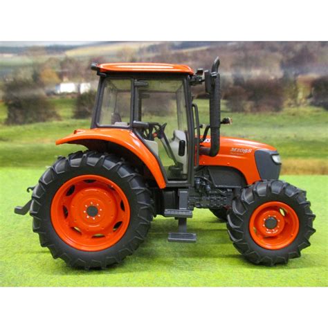 Universal Hobbies 132 Kubota M108s Tractor One32 Farm Toys And Models