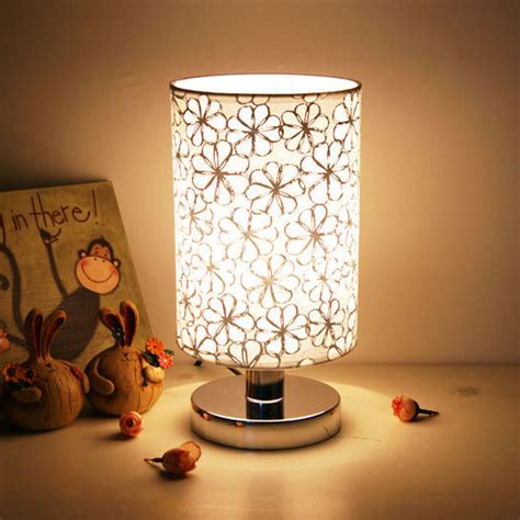 You get to experience all the innovative features in just one unit that functions to serve your eyes and protect them. Modern Pastoral style Small Table lamp Desk lamp Bedroom ...