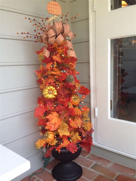 Made A Fall Tree Today Using A Tomato Cage Fall Decor Tomato Cages