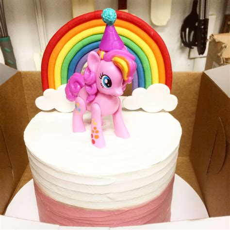 Rainbow cake topper - Rainbow cake - Rainbow party - Rainbow Baby Shower - Rainbow Birthday ...