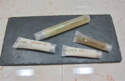 Voya Skincare Travel Kit For Skincare On The Go Elenyta Broken Rose