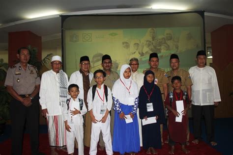 Dia menjelasakan, dana santunan anak yatim dan ponpes tersebut, hasil donasi para karyawan di kantor direksi dan semua unit santunan untuk yatim piatu dan kaum duafa ini sudah menjadi tradisi dari pengurus phbi ptpn vii yang didukung perusahaan. DKI HADIRI SANTUNAN ANAK YATIM DI JIC - Jakarta Islamic Centre