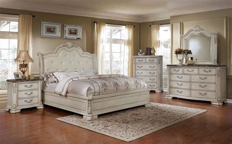 Affordable prices, free shipping, and bedroom furniture is as important as our living room furniture. Antique White Tufted King Size Bedroom Set 3Pcs ...