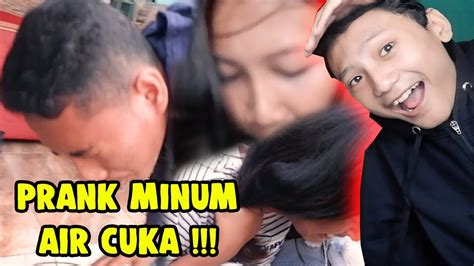 Prank Minum Air Cuka Auto Muntah Muntah Youtube