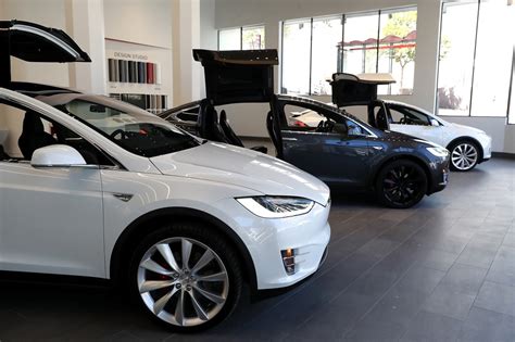 Tesla Recalls 11k Model X Suvs Over Seat Safety Issue