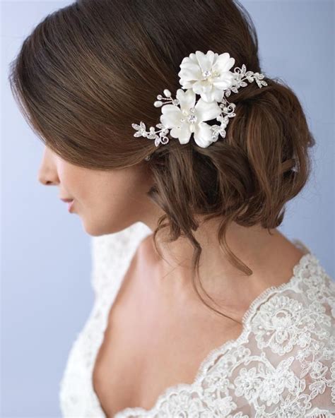 37 Wedding Hairstyles For Brides Over 50 Umaimahmette