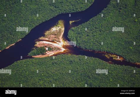 Parque Nacional Canaima Venezuela Aerial Del Río Churun Serpenteando