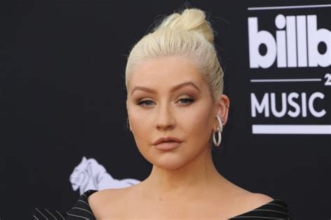 Christina Aguilera Thread Stirs Up Britney Spears Feud