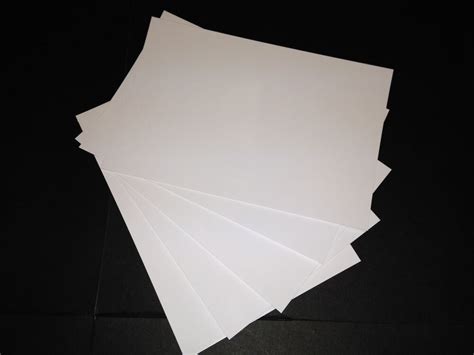 Sleek and luminous, glossy photo paper is very popular for digital photo printing. A4 210gsm Gloss Inkjet Photo Paper 500 Sheets Glossy ...