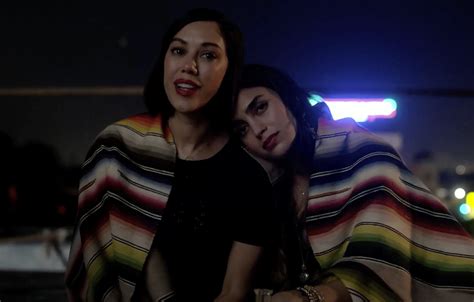 ‘vida’ Season 3 Review Starz Latinx Drama Goes Out With A Queer Bang Indiewire