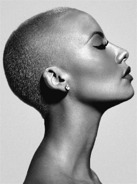 Natural Hair Image By Aljulew Amber Rose Bald Girl Beauty