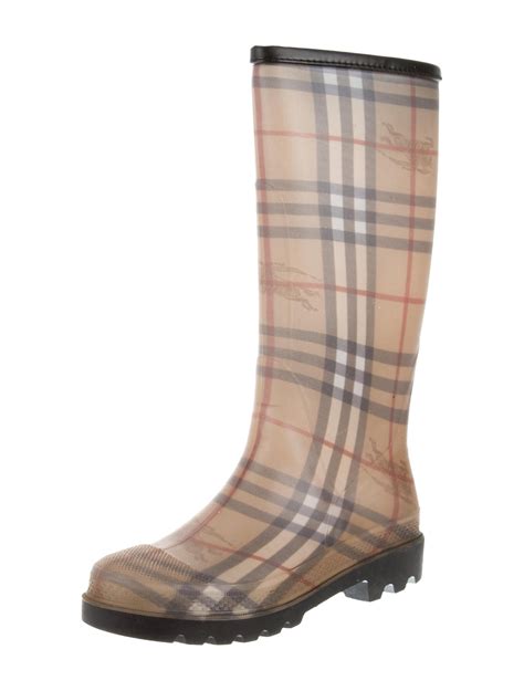 burberry haymarket check rain boots shoes bur98305 the realreal