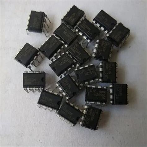 Ne 555 L Integrated Circuits At Rs 425piece Timer Ic In Delhi Id