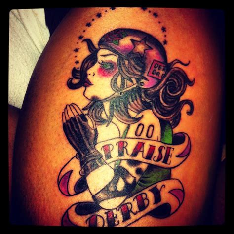 my roller derby tattoo roller derby tattoo roller derby girls tattoos and piercings i