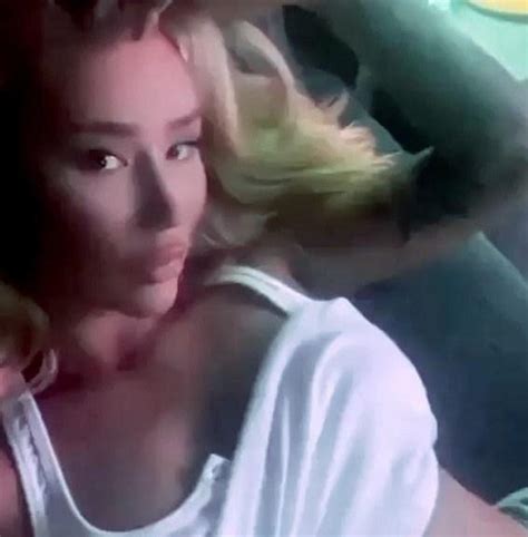 Iggy Azalea Camel Toe Selfie Onlyfans Video Leaked Influencers