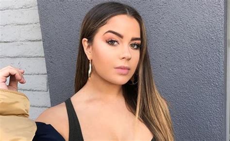 Youtube Millionaires With Her Feminine Edgy And Chic Style Tessa Brooks Thrives Tubefilter