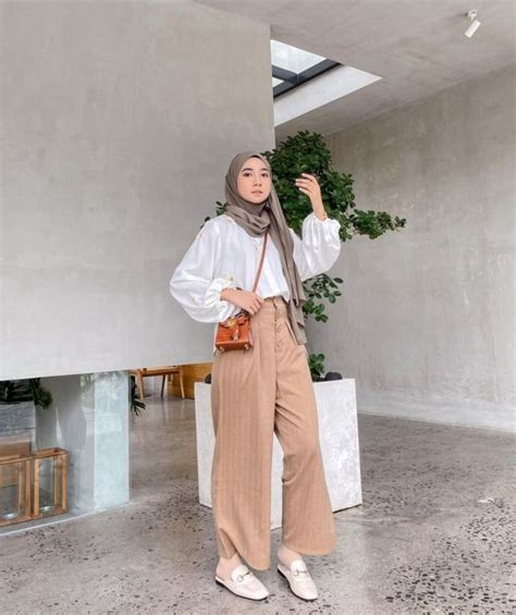 5 Ide Outfit Hijab Santai Dan Kece Untuk Ngabuburit