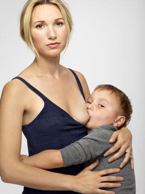Martin Schoeller Attachement Parenting Jamie Lynne Grumet Breastfeeding Photos