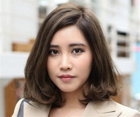Unduh 30 Model Rambut Pendek Wanita Yang Cocok Untuk Wajah Bulat Terbaik Users Blog