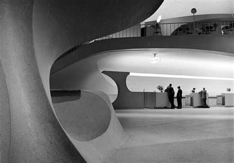 Neofuturistic Architecture Of Eero Saarinen 1950s And 60s Monovisions