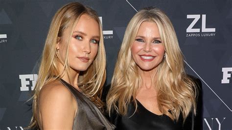 Christie Brinkleys Daughter Sailor Stuns In Swimsuit Clad Photo For