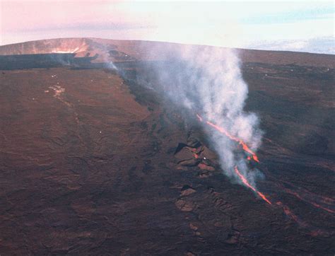 Remembering Mauna Loas 1975 Eruption West Hawaii Today