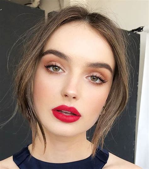 11 Holiday Makeup Looks On Pinterest To Carry You Through December Eye