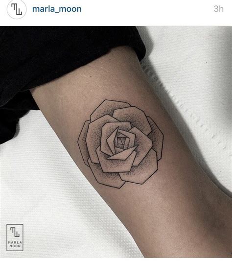 When autocomplete results are available use up and down arrows to review and enter to select. Geometric rose tattoo | Geometrisches rosen tattoo ...