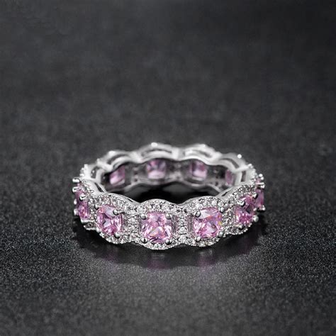Kylie Jenner Signature Eternity Band Ring In Square Pink Bijouterie Gonin