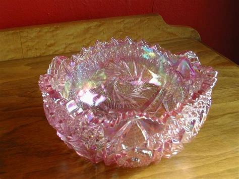 Pink Carnival Glass Aztec Bowl Zippered Rim And Starlette 43401391