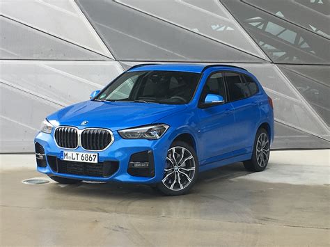 Quand bmw se met à buzzer son x1 sans camouflage, la voiture devient toute floue, et le surfeur ébahi ne sait plus où donner de la tête. BMW X1 restylé : premier essai sur Caradisiac vendredi 4 octobre