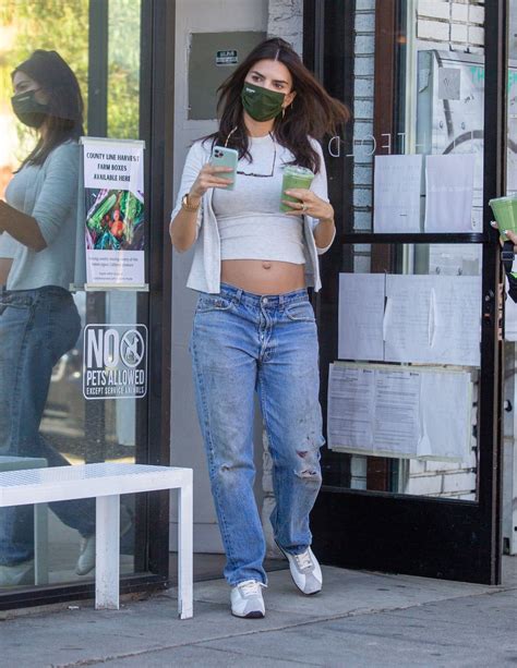 Pregnant Emily Ratajkowski Bares Her Growing Tits And Belly In La 71