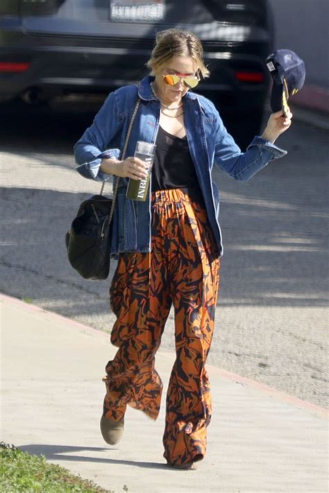Kate Hudson Street Style Los Angeles 03282023 Celebmafia