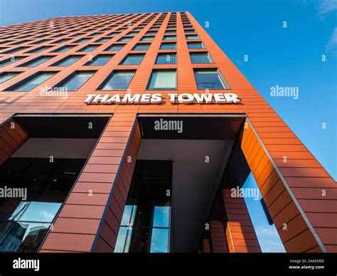 Thames Tower Reading Hi Res Stock Photography And Images Alamy