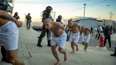 El Salvador Moves 2000 Alleged Gang Members To Newly Made ‘mega Prison