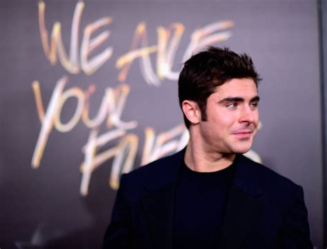 Zac Efron And Girlfriend Sami Miró Tweet Romantic Pictures Of Each Other On 1 Year Anniversary