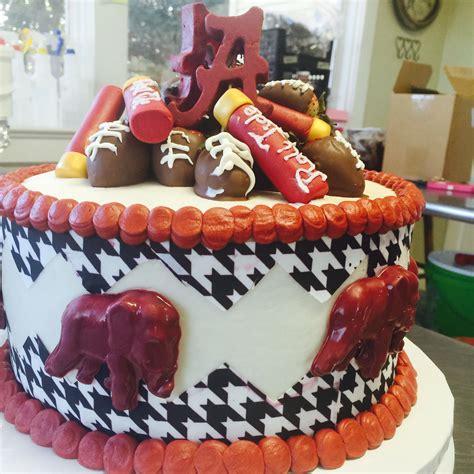 Alabama Crimson Tide Birthday Cake For My Hubby 😍 Alabama Crimson Tide