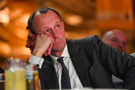 Spahn ist noch vergleichsweise jung, er muss noch nicht jetzt den sprung ins kanzleramt. Friedrich Merz Jung / Merz Nach Moria Brand Es Macht ...