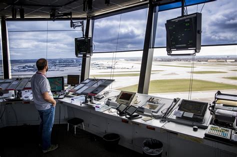 I get shown around airservices australia's air traffic control. New system at Twin Cities airport makes takeoffs and ...