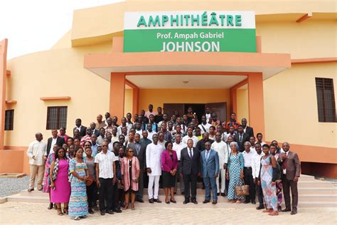 Série économiques et de gestion ann. Togo : deux Amphithéâtres inaugurés à l'Université de Lomé ...
