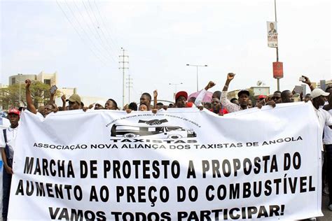 Taxistas Em Luanda Na Rua Contra Subida Dos Preços Do Combustível Portal De Angola