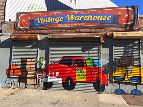On The Hunt For The Weird And Cool Check Out Reuse America Vintage