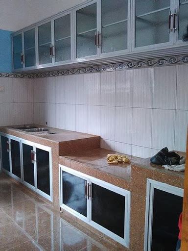 Kitchen set memang memiliki banyak model saat ini, tentunya dengan harga kitchen set yang bervariasi juga sehingga anda perlu memilih lemari dapur yang sesuai. Model Kitchen Set Aluminium | MinimaList Art