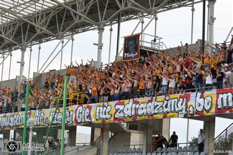 Wszystko na temat drużyny korona kielce (1 liga) aktualny zespół z wartościami rynkowymi transfery pogłoski statystyki zawodników terminarz wiadomości. Galeria: Korona Kielce - ŁKS Łódź (2020-07-18) - Kibice.net