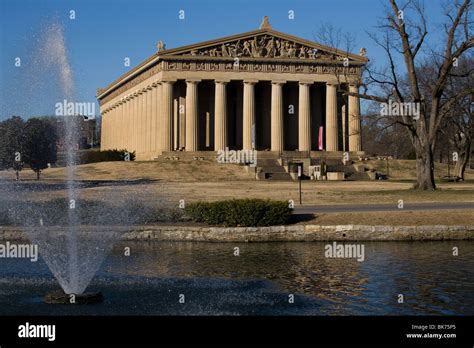 Parthenon Replica In Nashville Tennessee Stock Photo Alamy
