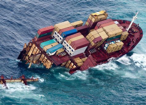 Cargo Ship Wrecked Off New Zealand Photo 20 Pictures Cbs News