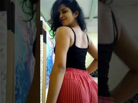 Very Hot Indian Girl Dancing Ll Hot Ass Ll Hot Expression Ll Fap