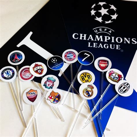 The uefa champions league is uefa's elite club competition with top clubs across the continent it changed into the champions league in 1992/93 and has expanded over the years with a total of 79. Festa Futebol Champions League no Elo7 | Design Festeiro ...