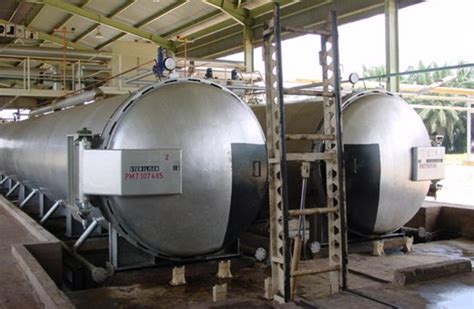 The immediate evidence can be witnessed in the palm oil mill effluent treatment that is being encouraged in all solvent extraction plants. All about Palm Oil: General Description of The Palm Oil ...